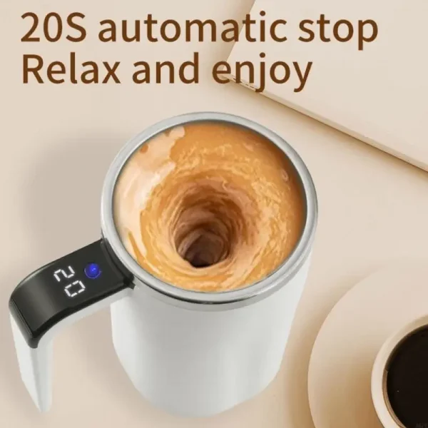 كوب الخلط الأوتوماتيكي ☕✨ دائمًا جاهز!